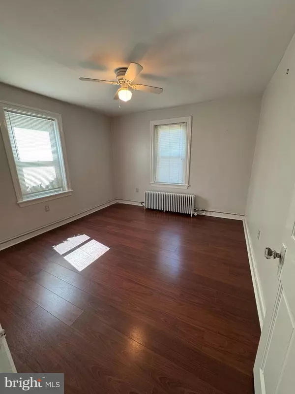Pottstown, PA 19464,221 MONROE ST