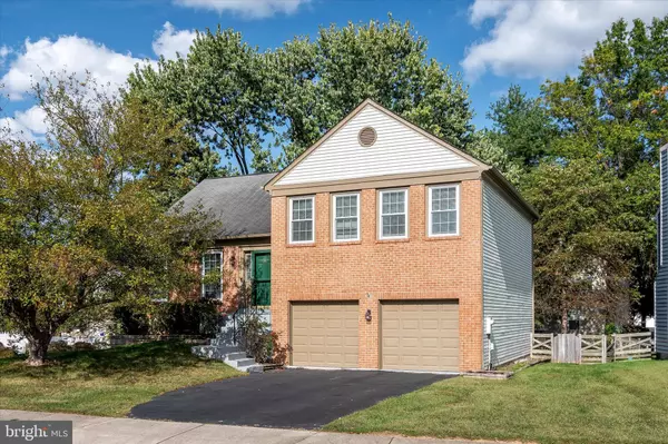 Sterling, VA 20165,18 DUDLEY CT