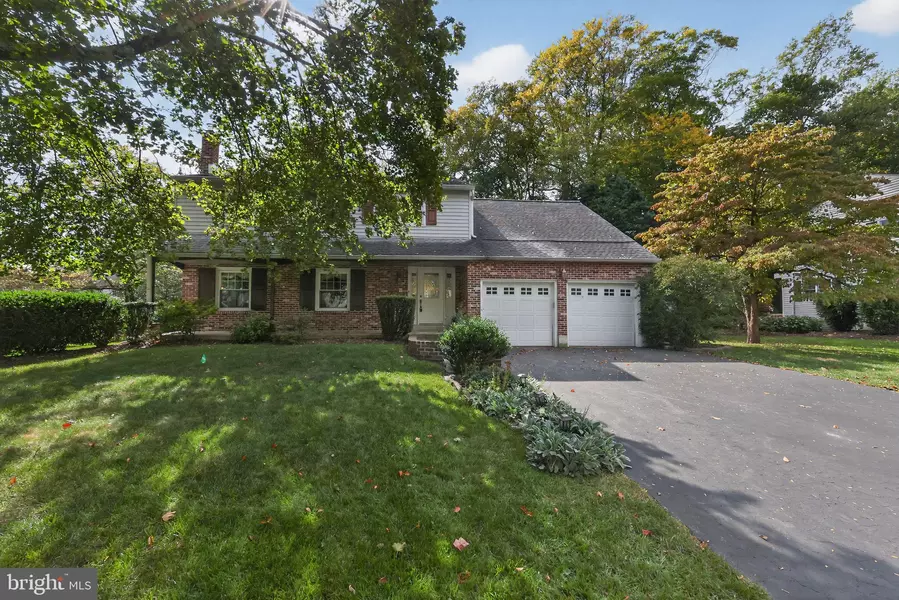 21 BERKSHIRE DR, Wallingford, PA 19086