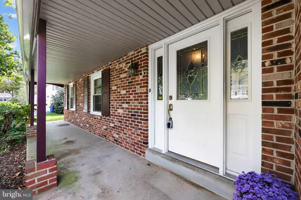 Wallingford, PA 19086,21 BERKSHIRE DR