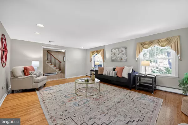 Wallingford, PA 19086,21 BERKSHIRE DR