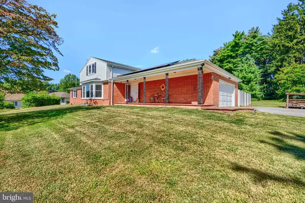 York, PA 17408,2233 LOUCKS RD