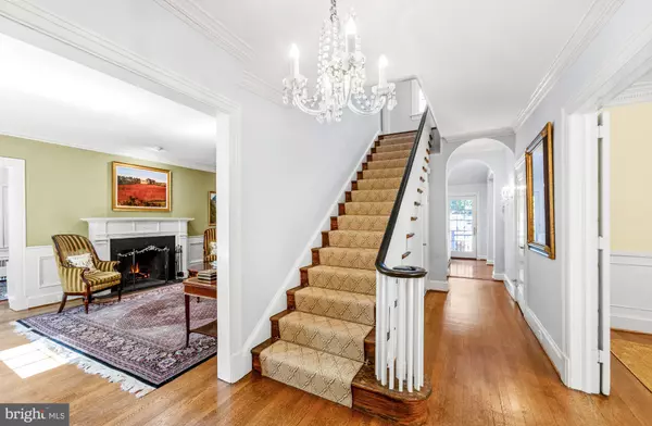 Chevy Chase, MD 20815,5604 WESTERN AVE