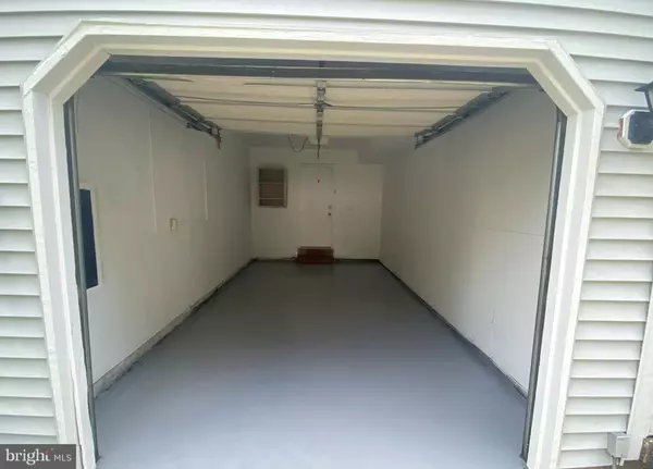 Waldorf, MD 20603,5097 BLUEHEAD CT