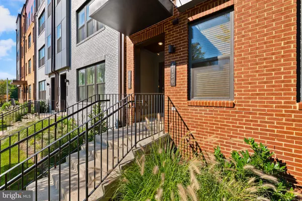 Fairfax, VA 22033,4138 LEGATO RD #50