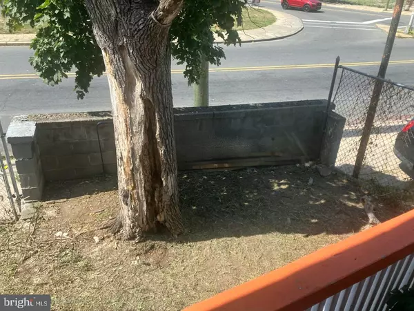 Trenton, NJ 08618,540 PENNINGTON AVE