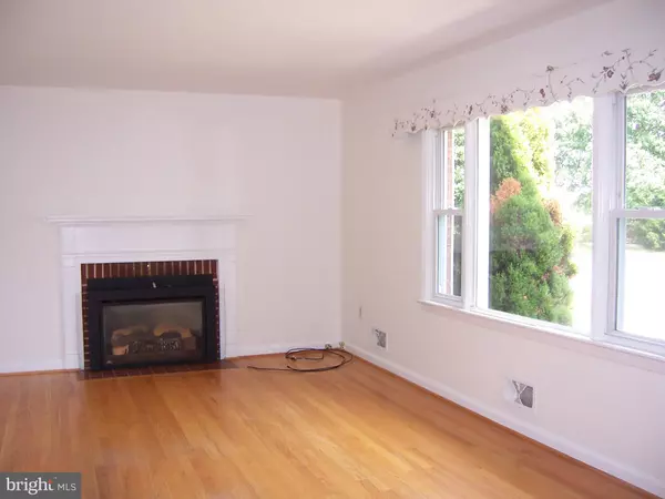 Frederick, MD 21701,901 PINE AVE