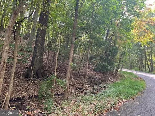 Reading, PA 19607,10 HIDDEN POND DR