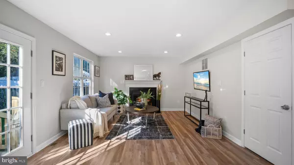 Baltimore, MD 21206,5912 CLAYTON AVE