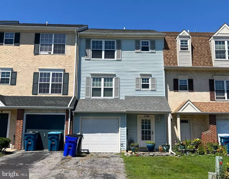 1125 OLD FORGE RD, New Castle, DE 19720