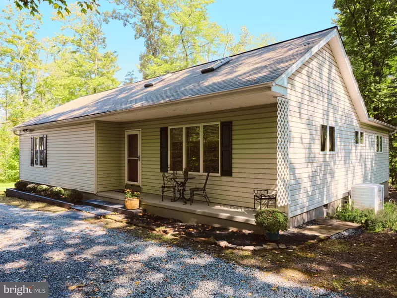 2795 HILL RD, Sellersville, PA 18960