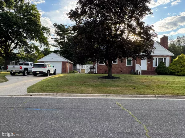 Carneys Point, NJ 08069,313 S JOHNSON ST