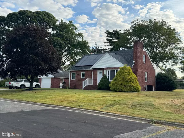 313 S JOHNSON ST,  Carneys Point,  NJ 08069