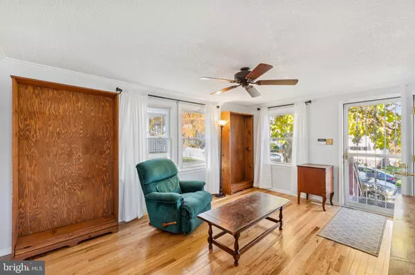 Capitol Heights, MD 20743,5617 COOLIDGE ST