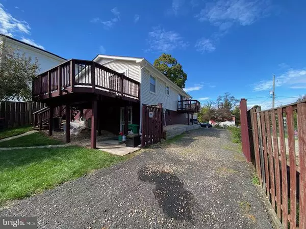 Capitol Heights, MD 20743,5617 COOLIDGE ST