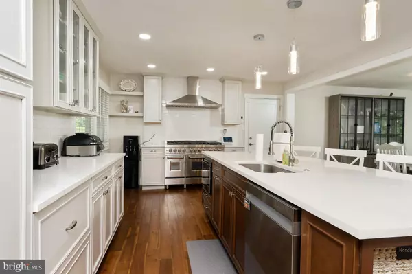 Vienna, VA 22181,2425 HUNTER MILL RD