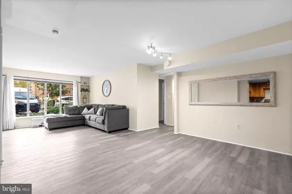 Washington, DC 20002,1239 VERMONT AVE NW #102