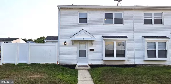 3 LINDEN CT, Sicklerville, NJ 08081