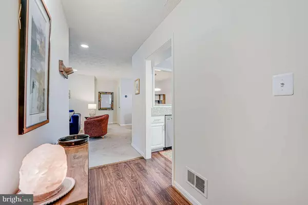 Falls Church, VA 22042,7740 WILLOW POINT DR #7740