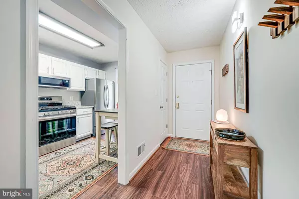 Falls Church, VA 22042,7740 WILLOW POINT DR #7740