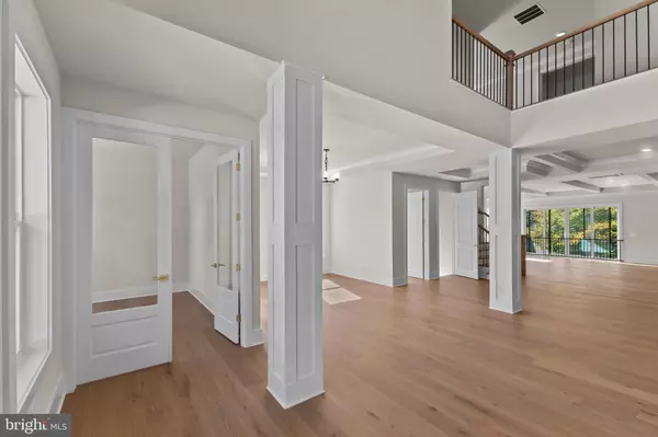 Alexandria, VA 22308,8276 COLLING MANOR CT