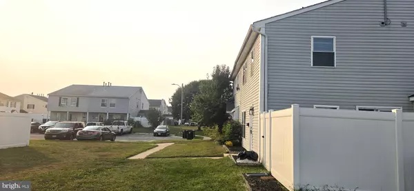 Sicklerville, NJ 08081,15 LAWRENCE CT