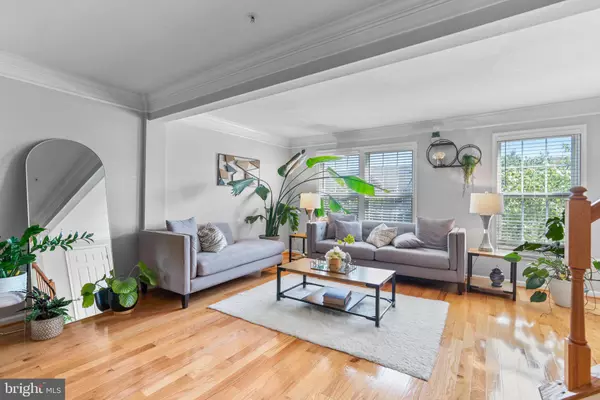 Elkridge, MD 21075,7019 OAK GROVE WAY #103