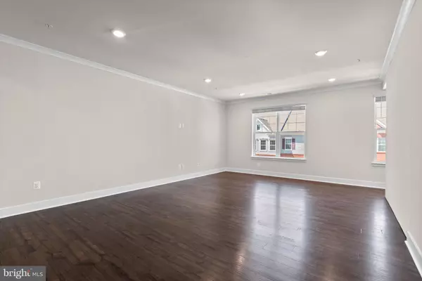 Elkridge, MD 21075,7944 POTTER PL #A