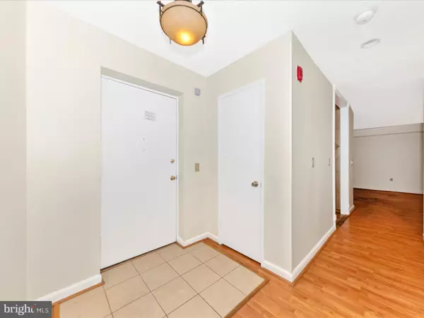 Silver Spring, MD 20906,15300 WALLBROOK CT #47-2C