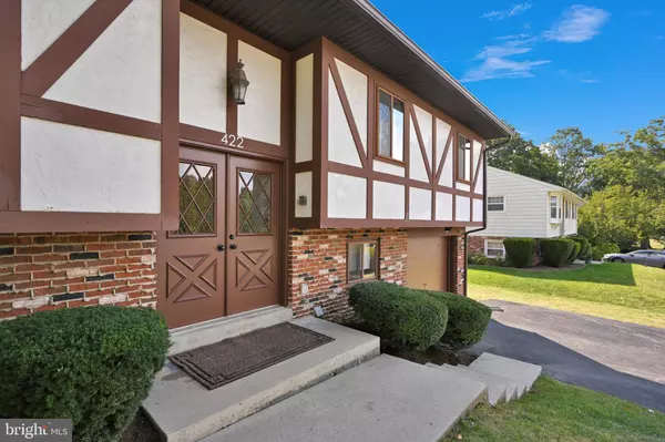 Lancaster, PA 17601,422 CHELSEA DR