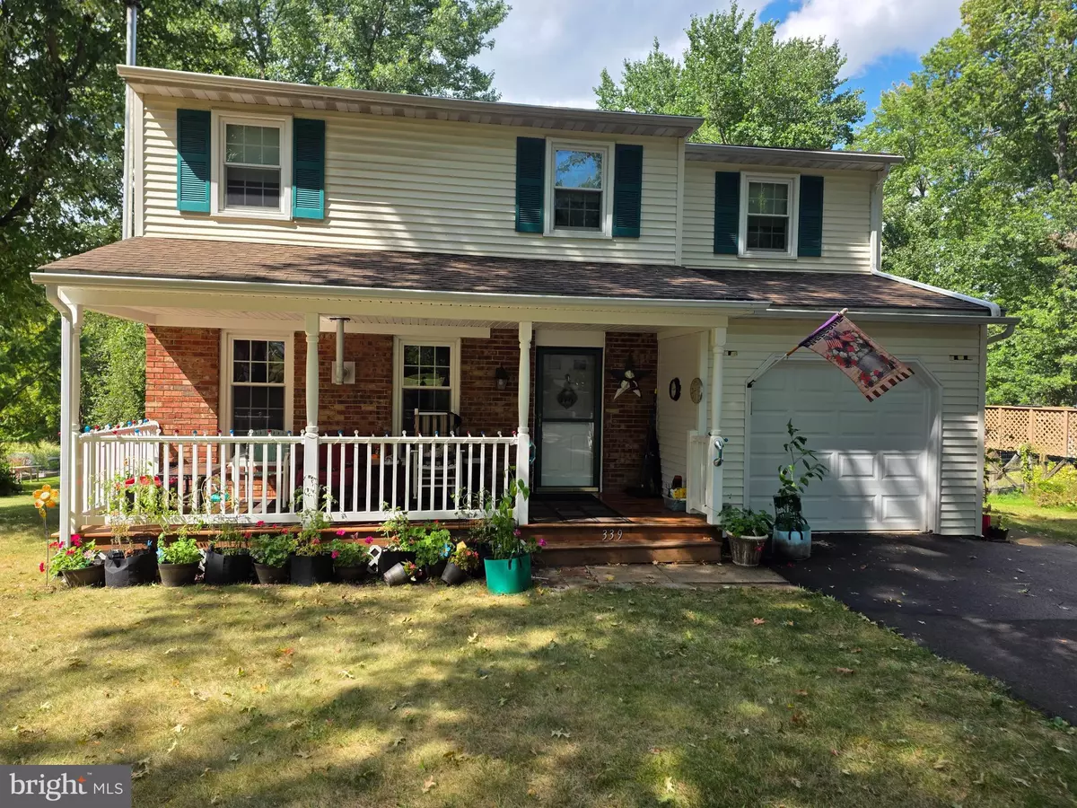 Perkasie, PA 18944,339 THISTLE LN