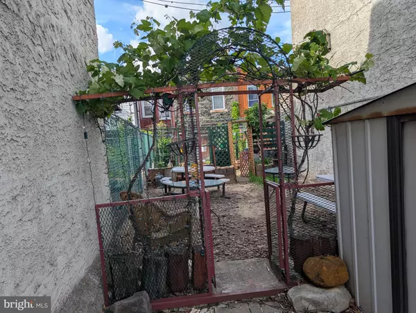 Philadelphia, PA 19132,1437 INDIANA AVE