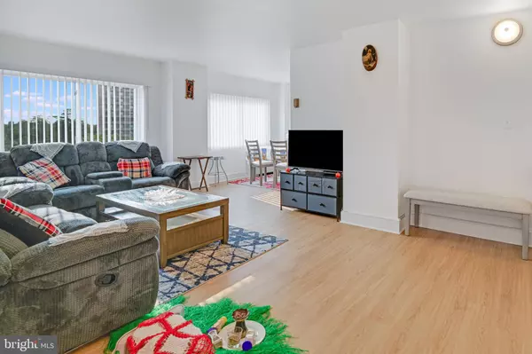 Silver Spring, MD 20902,1111 UNIVERSITY BLVD W #611-A