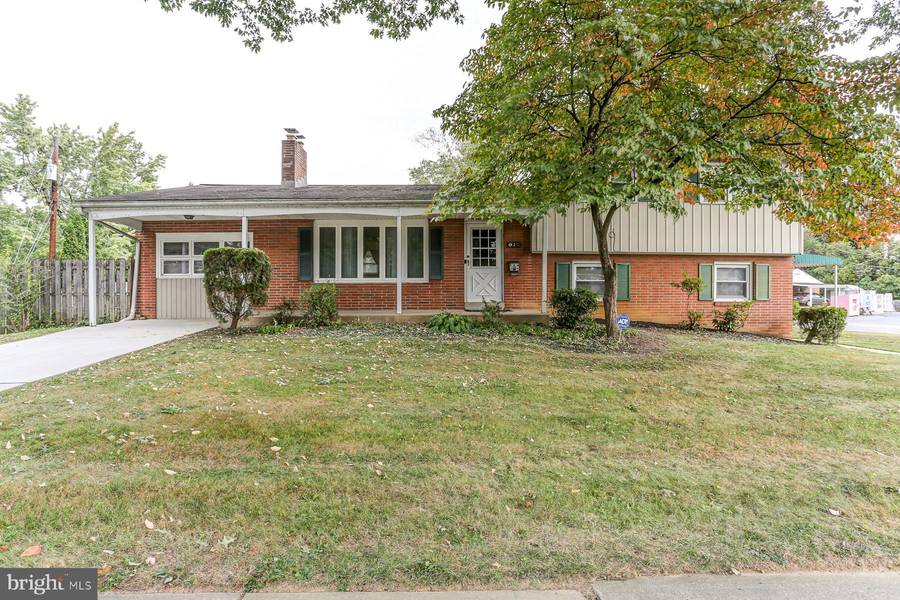 2 COMMERCIAL DR, Camp Hill, PA 17011