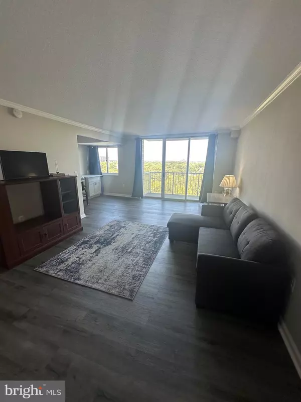 Alexandria, VA 22302,2500 N VAN DORN ST #815