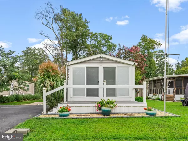 Rehoboth Beach, DE 19971,21233 N ST