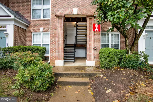 Fairfax, VA 22033,12765 FAIR CREST CT #303