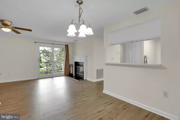 Abingdon, MD 21009,201 OAK LEAF CIR #201-G