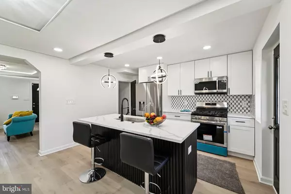 Baltimore, MD 21212,917 REVERDY RD