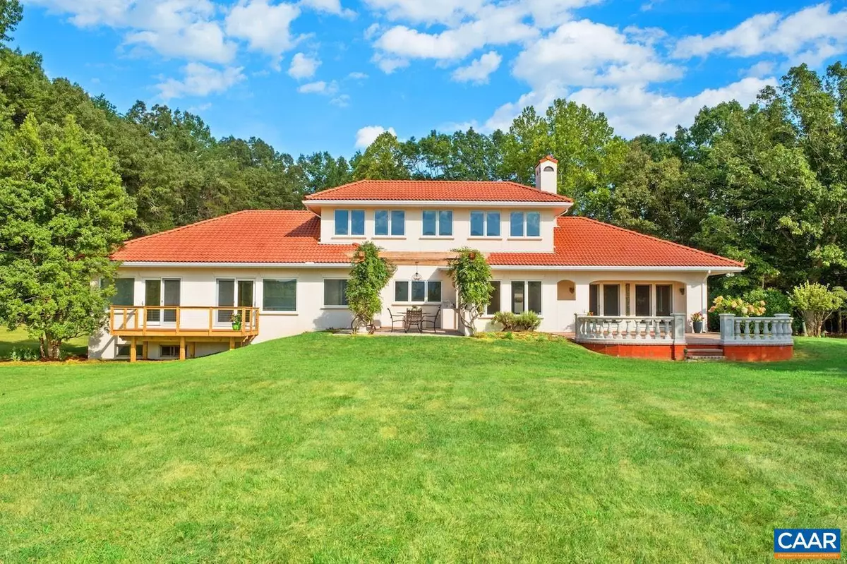 Afton, VA 22920,8540 TAYLOR CREEK RD