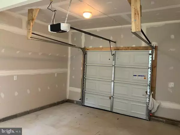 Albrightsville, PA 18210,39 BERRYMAN LN