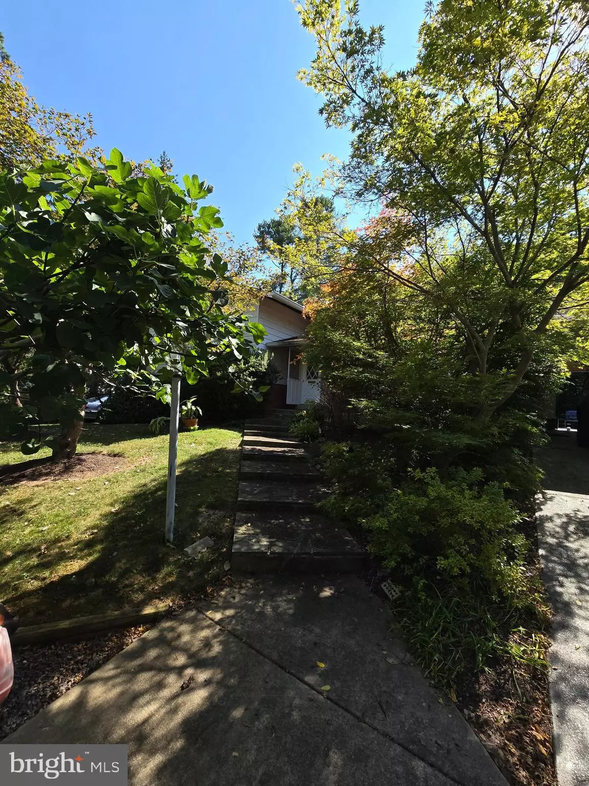 Potomac, MD 20854,11902 ENID DR