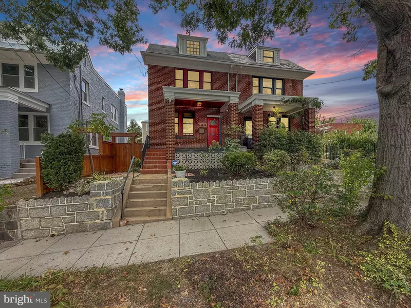 6318 8TH ST NW, Washington, DC 20011