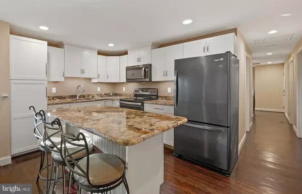 Waldorf, MD 20603,9420-C JAY ST