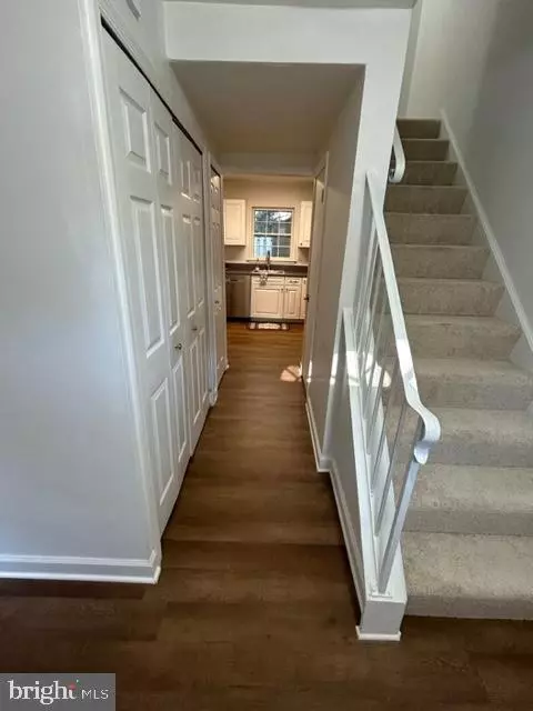 Springfield, VA 22153,8408 DAMPIER CT