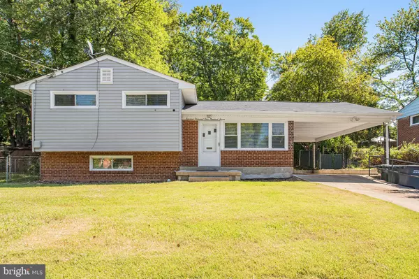 14407 GEMSTONE DR, Woodbridge, VA 22191