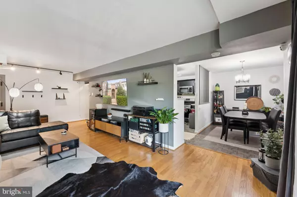 Arlington, VA 22204,5010 7TH RD S #T1