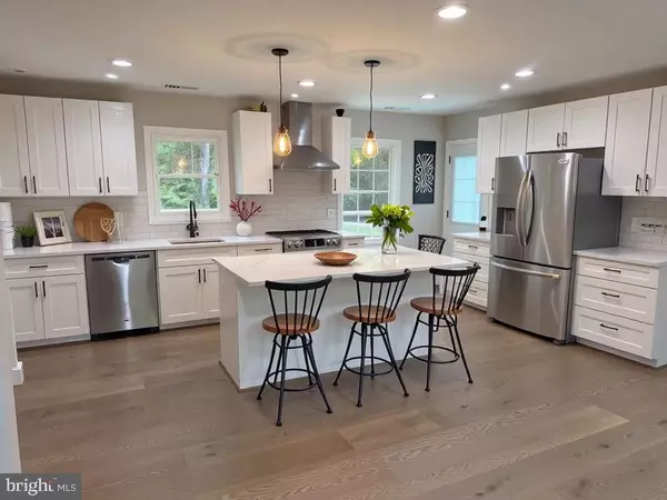 12713 FOXTROT RD, Bealeton, VA 22712