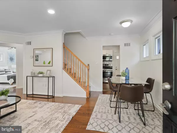 6408 CAVALIER DR, Alexandria, VA 22307