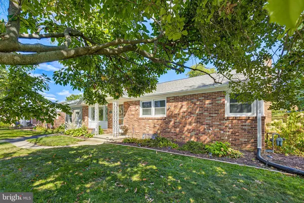 York, PA 17402,931 SUNDALE DR